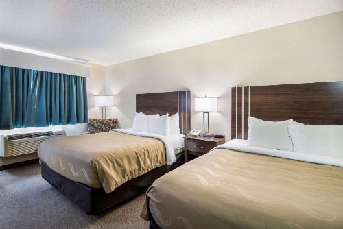 Quality Inn & Suites West image 34